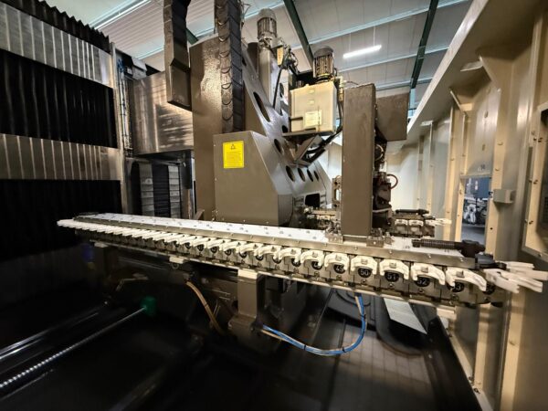 CNC Bearbeitungszentrum Hedelius T8 – 3200 Magnum – Bild 17