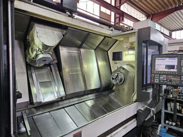 CNC Dreh- und Fräszentrum Okuma Multus B400II-W 2000