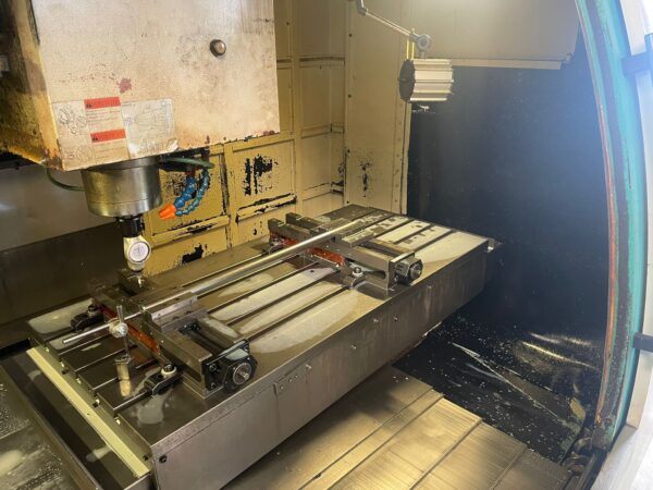 Vertikales Bearbeitungszentrum Saeilo Contur KV-1350 YL – Bild 2