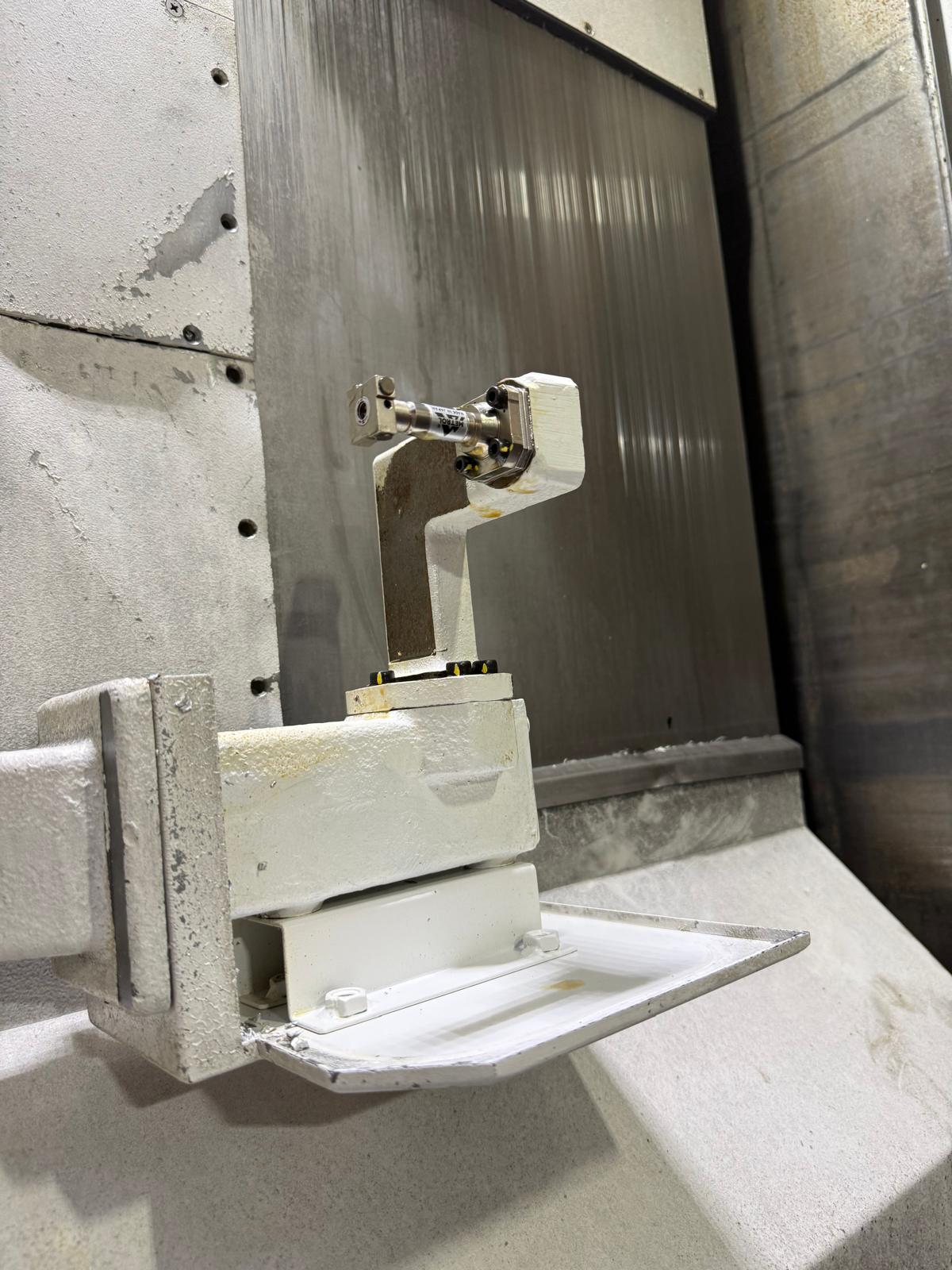 5 Achsen CNC Dreh- und Fräszentrum Okuma Multus B550-C 2000 – Bild 13