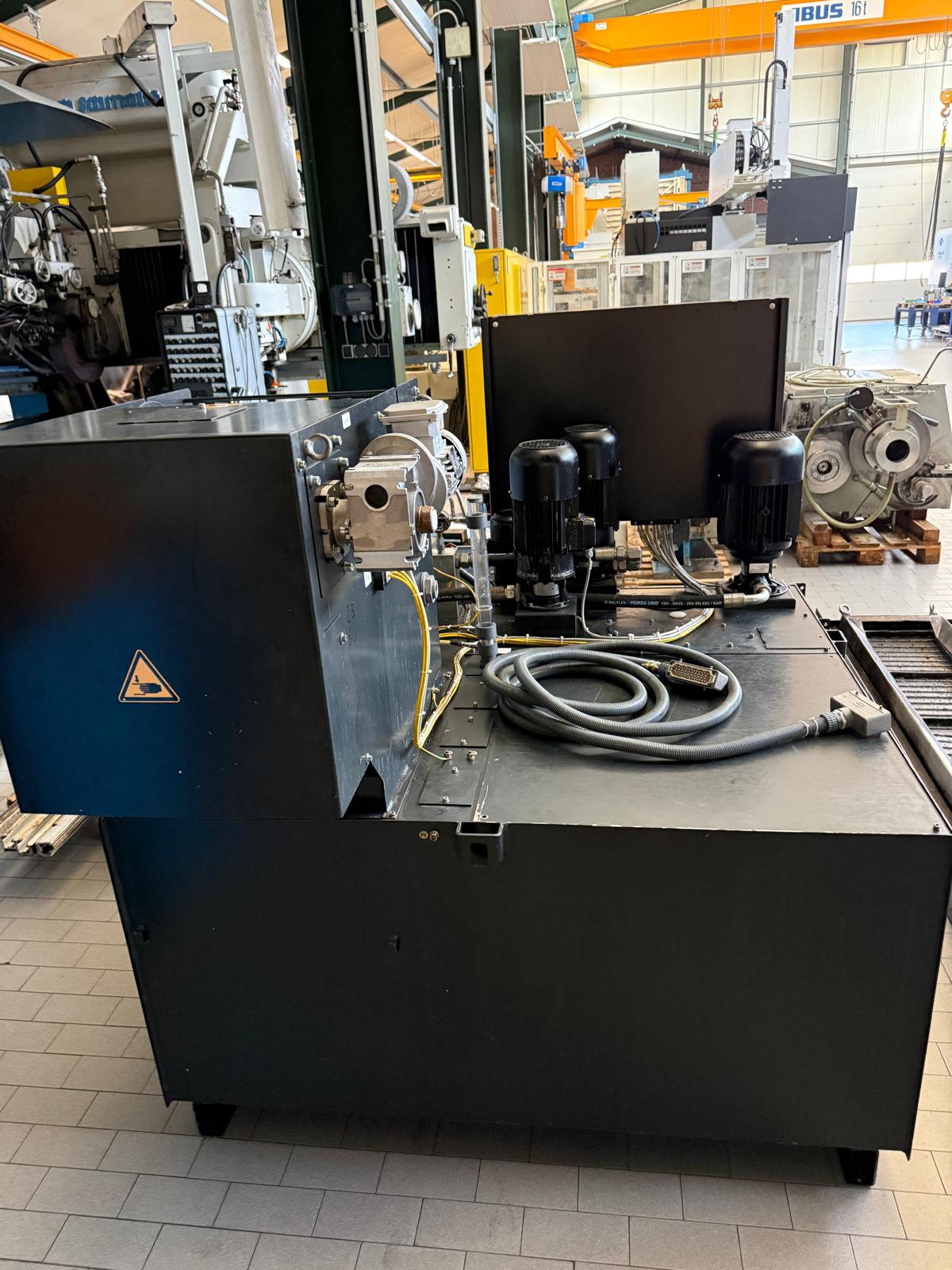 5 Achsen CNC Dreh- und Fräszentrum Okuma Multus B550-C 2000 – Bild 21