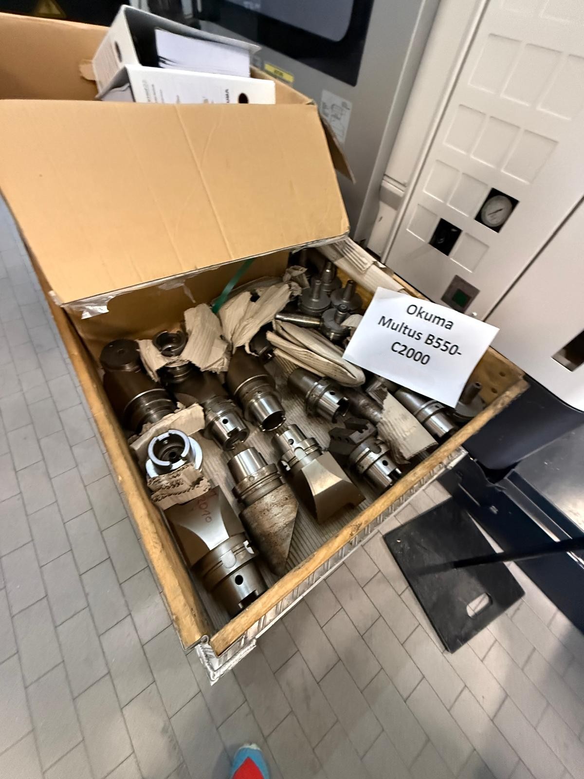 5 Achsen CNC Dreh- und Fräszentrum Okuma Multus B550-C 2000 – Bild 25