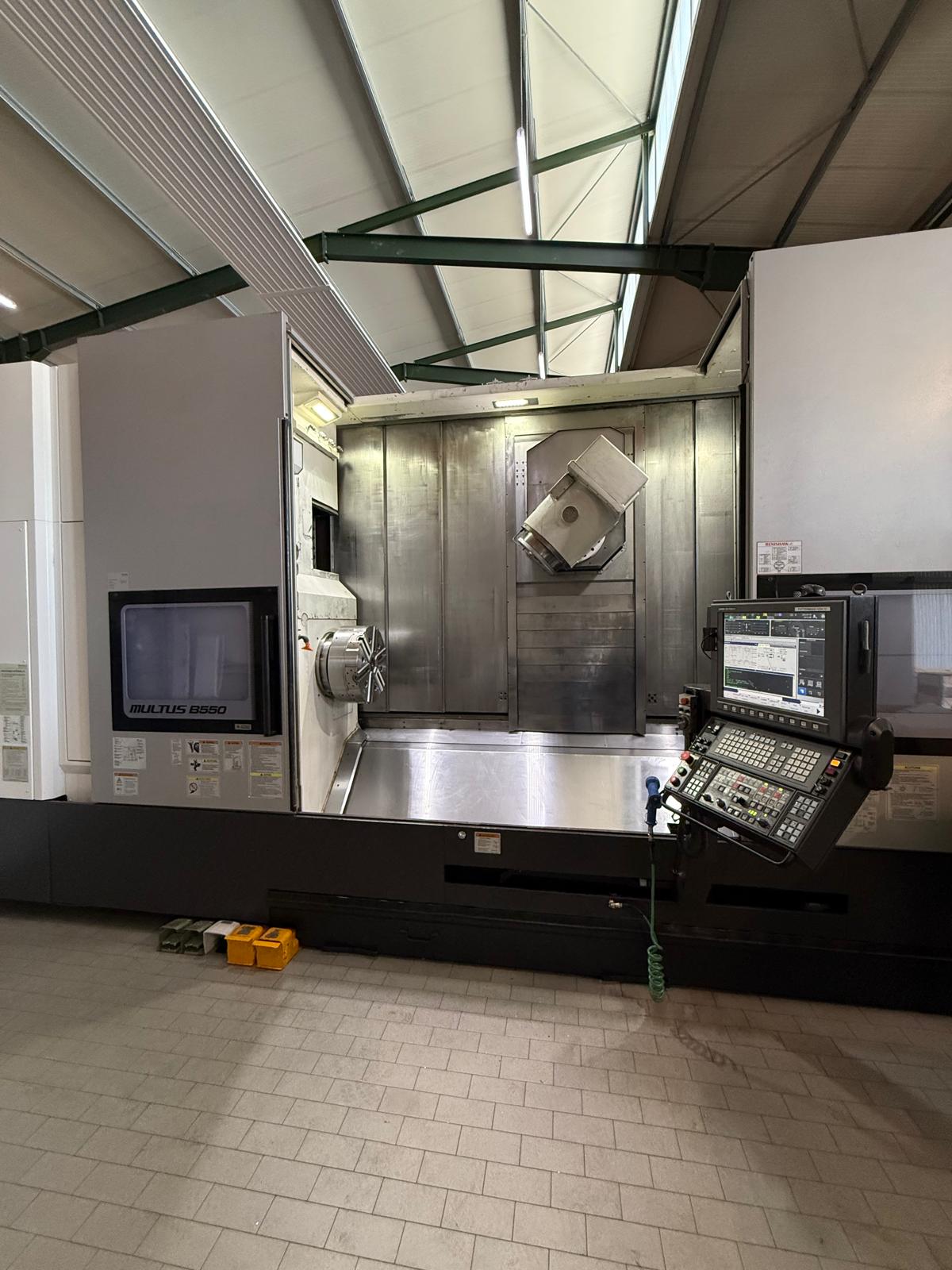 5 Achsen CNC Dreh- und Fräszentrum Okuma Multus B550-C 2000 – Bild 3